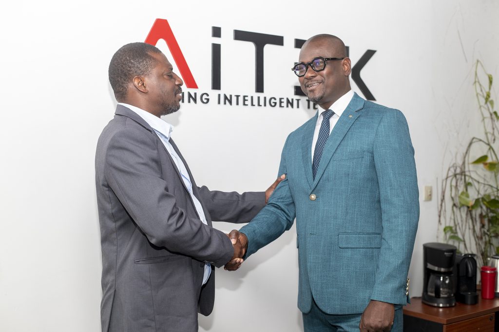 Discussion between the AITEK team and ecosystem partners.